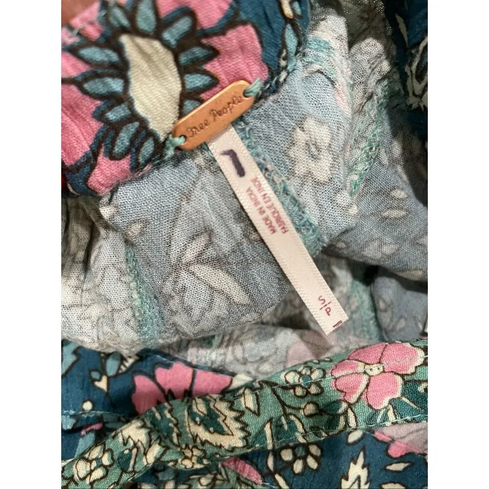 Free People BALI Sultry Bohemian Flare pant size small - Picture 6 of 6